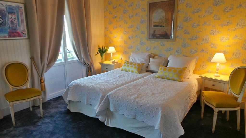 Hotel Relais Du Postillon Антіб Номер фото